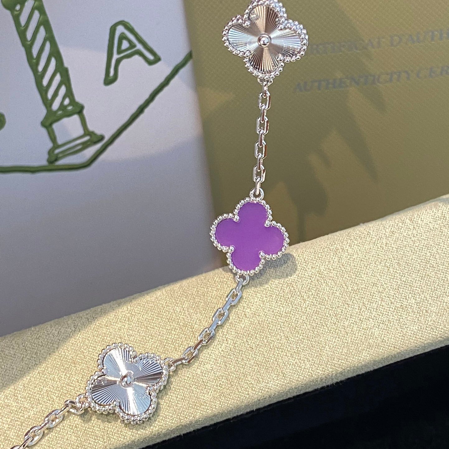 [Elitejewels]CLOVER  5 MOTIFS  PURPLE VIOLET BRACELET SILVER