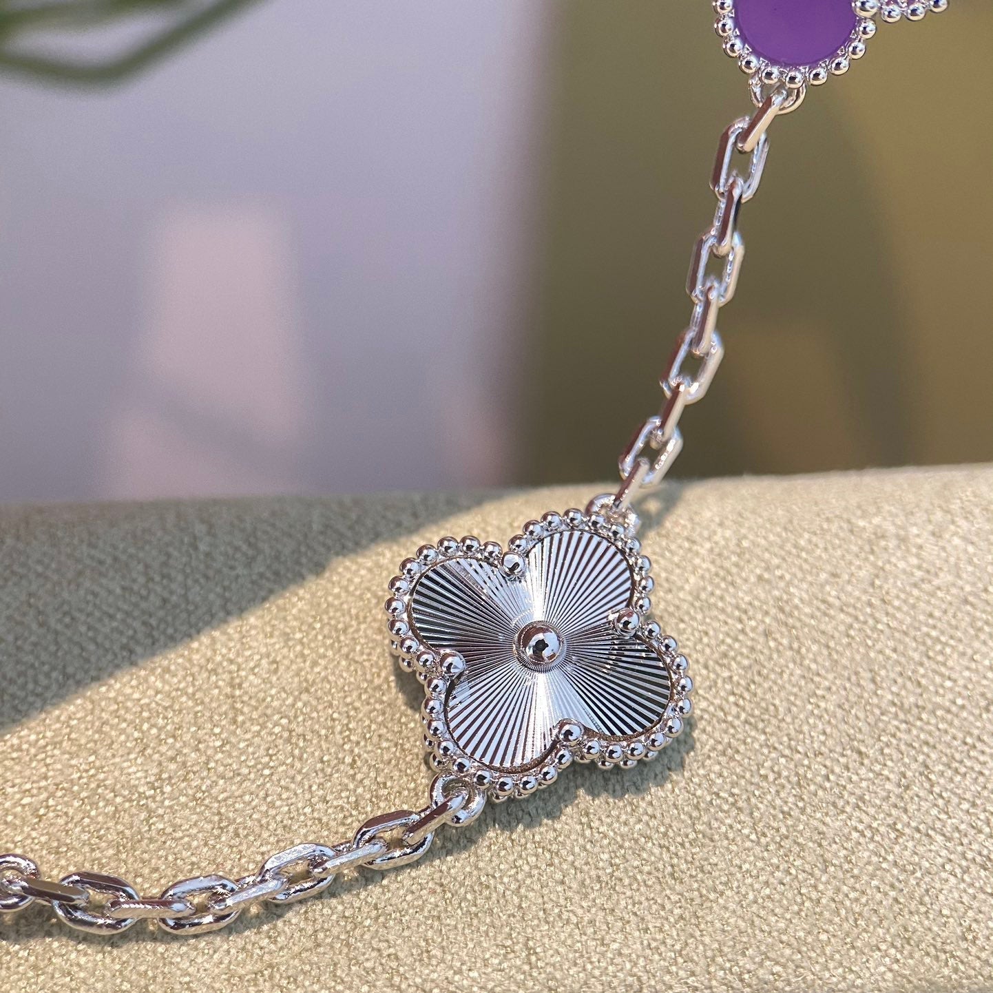 [Elitejewels]CLOVER  5 MOTIFS  PURPLE VIOLET BRACELET SILVER