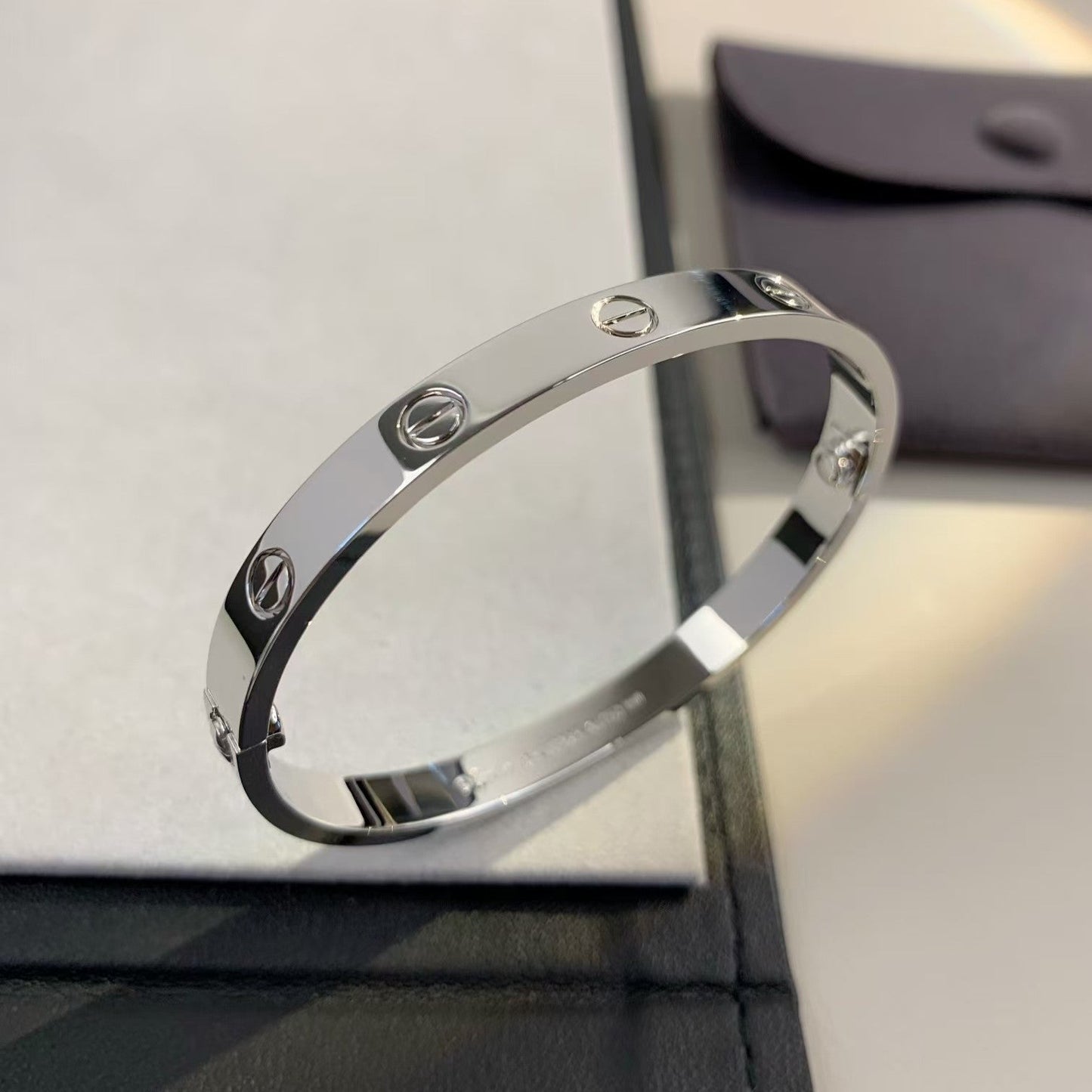 [Elitejewels]LOVE BRACELET 6.1MM