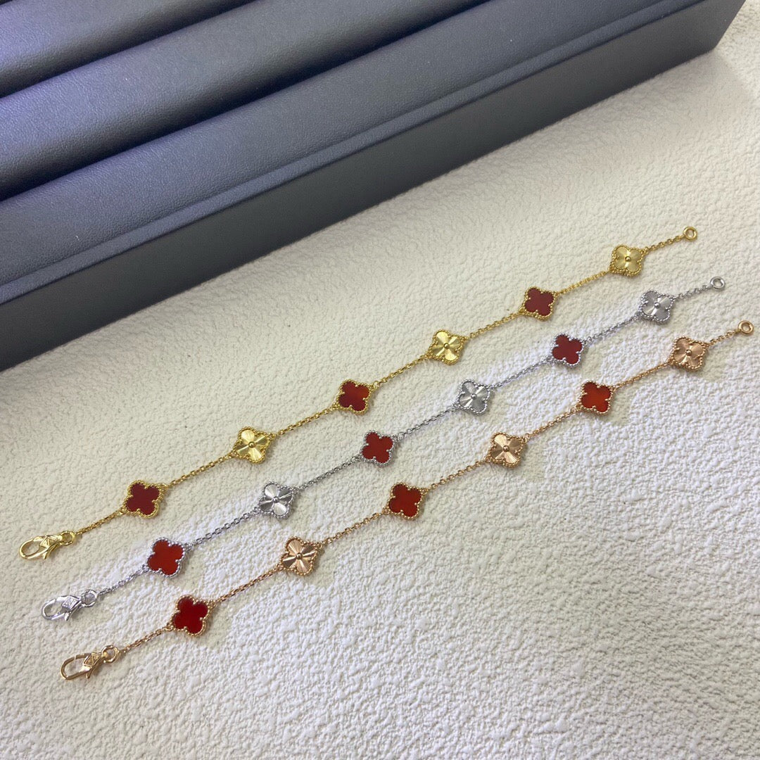 [Elitejewels]CLOVER 6 MOTIF RED AGATE LASER BRACELET