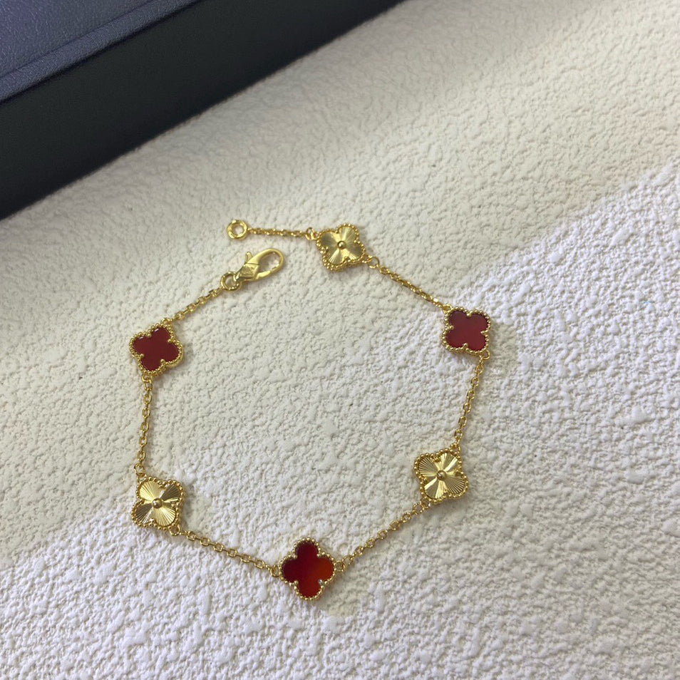 [Elitejewels]CLOVER 6 MOTIF RED AGATE LASER BRACELET