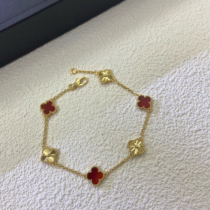 [Elitejewels]CLOVER 6 MOTIF RED AGATE LASER BRACELET