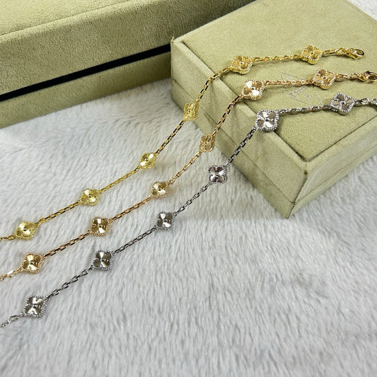 [Elitejewels]CLOVER 6 MOTIF DIAMOND BRACELET