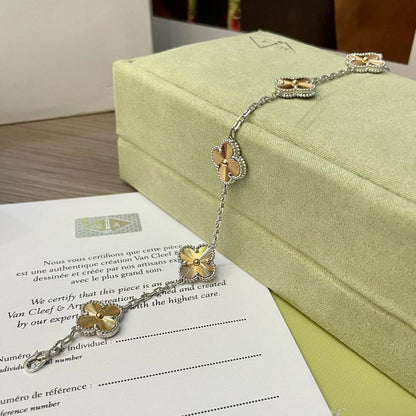 [Elitejewels]CLOVER  5 MOTIFS  CHRISTMAS LIMITED EDITION BRACELET